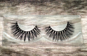 Short 3D Mink Lashes in the style "Queen"