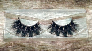 Short 3D Mink Lashes in the style "Kitty Kat"